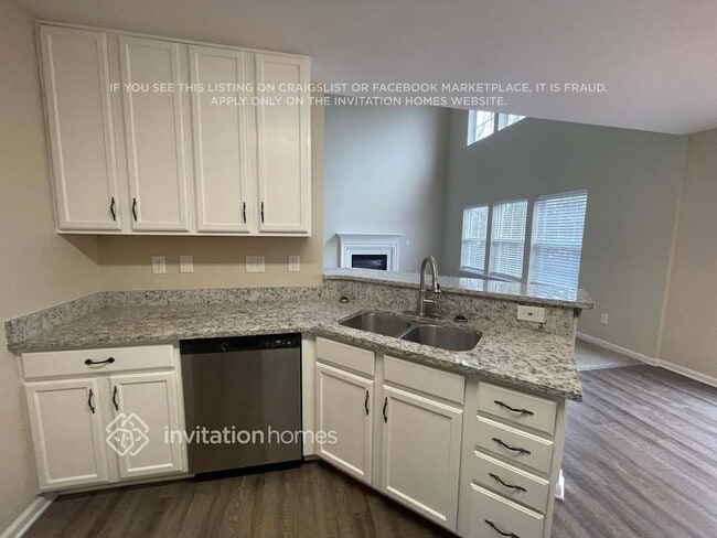 Photo - 733 Carly Court