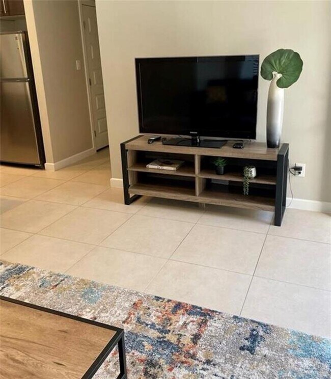 3007 Javalina Ave Unit 1