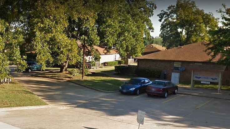 Photo - 902 Dallas St