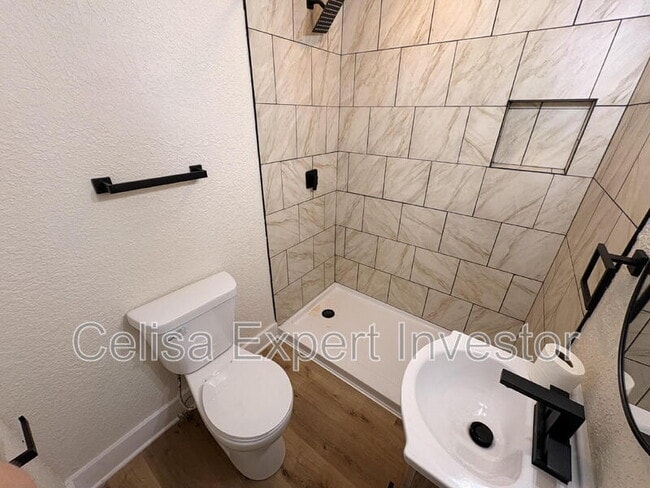 Photo - 2604 Sherman Blvd Unit #2
