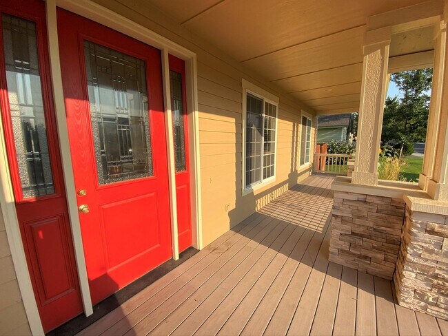 Photo - Large 3 Bed Home with Office, Fenced Yard, and Lawn Service!