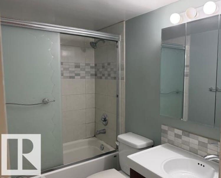Photo - 10811 115 St NW Unit N/A