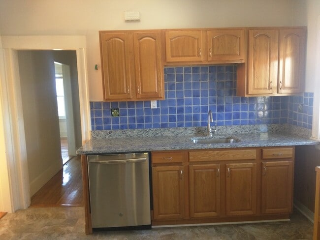 Building Photo - 55 Moreland St Unit 1 Rental