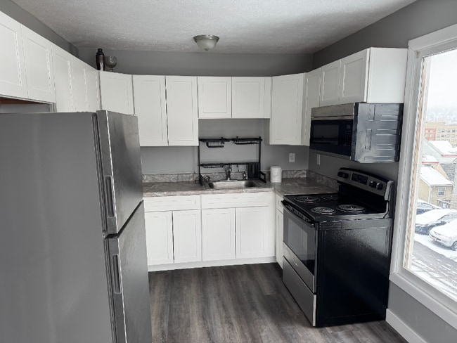 Photo - 511 Grant Ave Unit 2