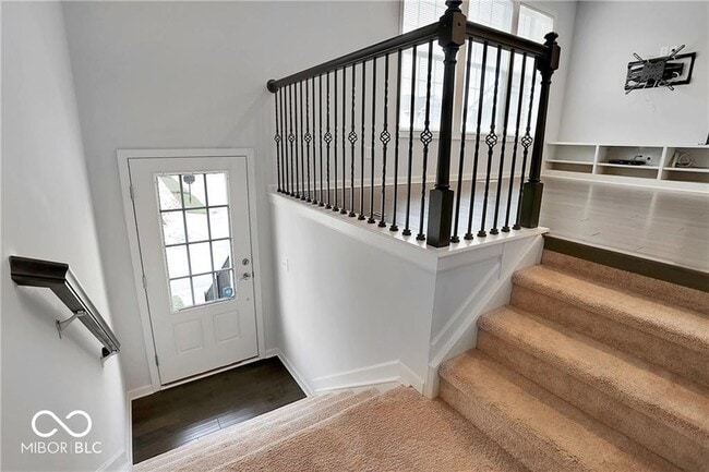 Photo - 2025 Broughton St
