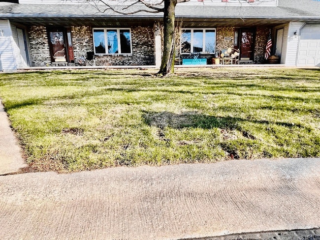Photo - 1752 W Greenlawn Ln