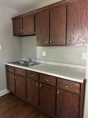 Photo - 1406 E Barton Ave