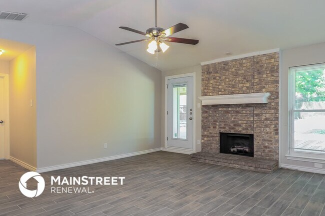Photo - 142 Elmridge Cir