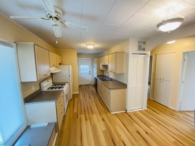 Photo - 1313 Herman St