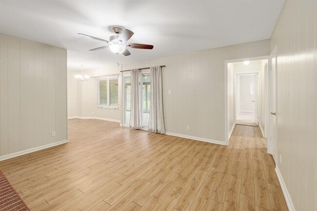 Photo - 8609 Melshire Dr
