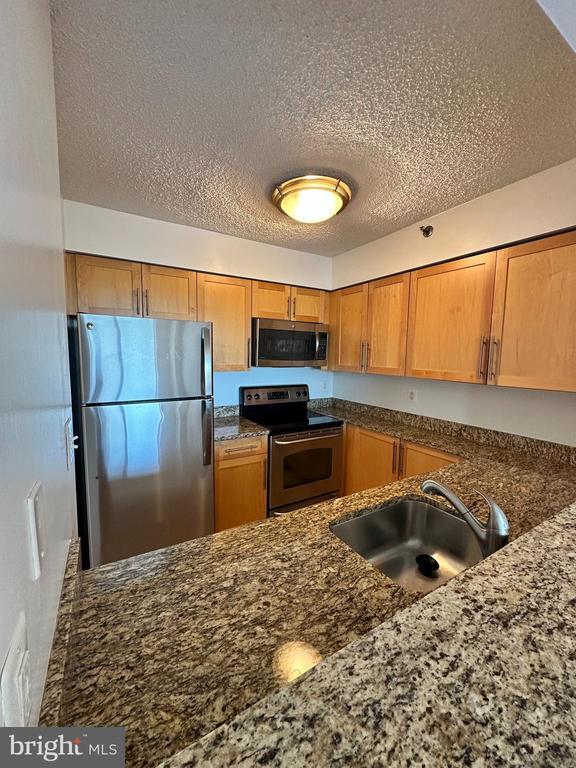 Photo - 10101 Grosvenor Pl Unit 507