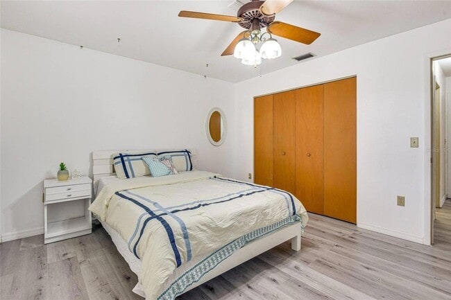 Photo - 4831 Greenleaf Rd