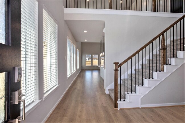 Photo - 21654 Lampeter River Ln