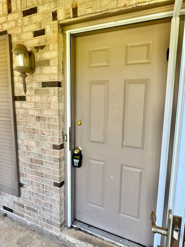 Photo - Modern 3-Bedroom Beauty