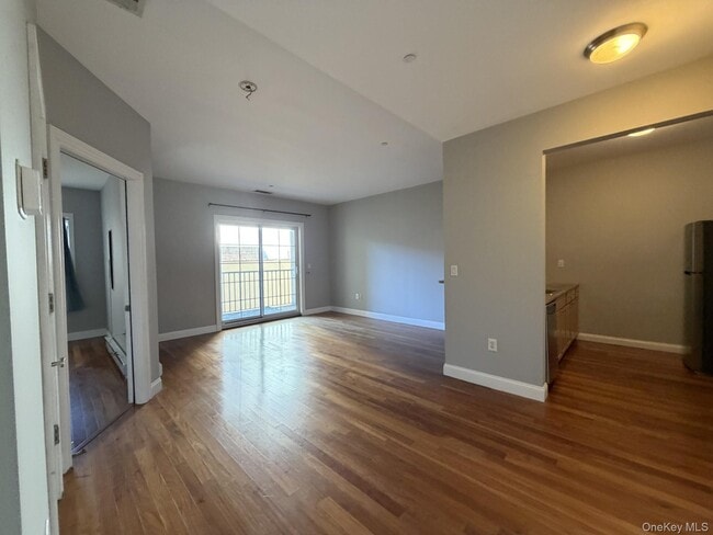 Photo - 543 Main St Unit 204