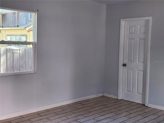 Photo - 422 NW 9th Ave