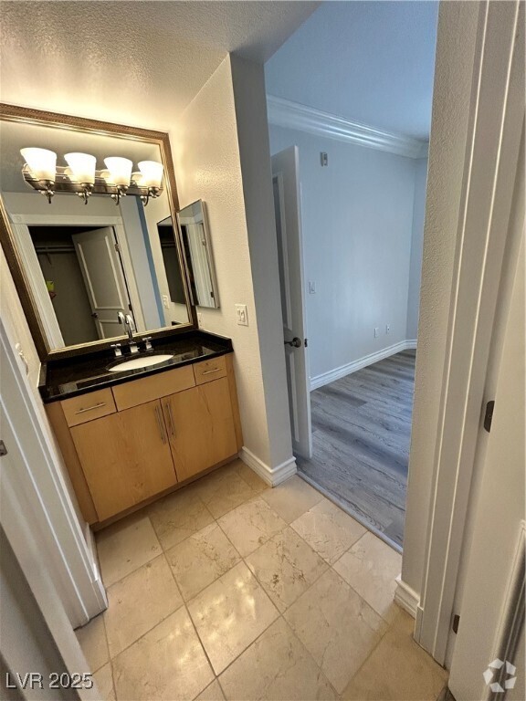 Building Photo - 270 E Flamingo Rd Unit 205 Rental