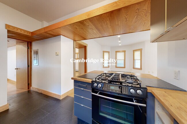 Photo - 178 Columbia St Unidad B