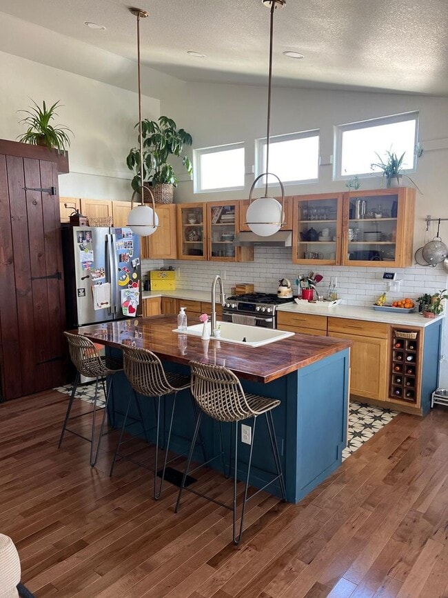 Photo - Beautiful 5 Bed 3 Bath in NE Fort Collins!