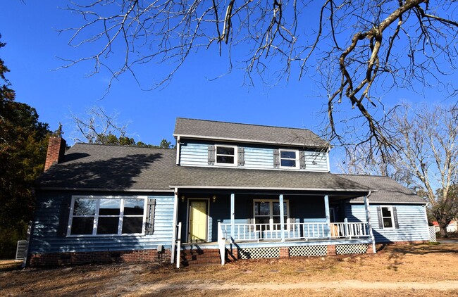 Building Photo - Coming Soon: 3 Bedroom 2.5 Bathroom on Over 2 Acres and Zoned for Horses