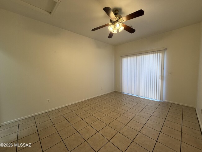 Photo - 1336 W Emery St