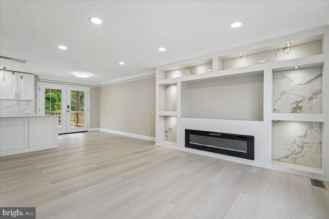 Photo - 1315 Danberry Dr