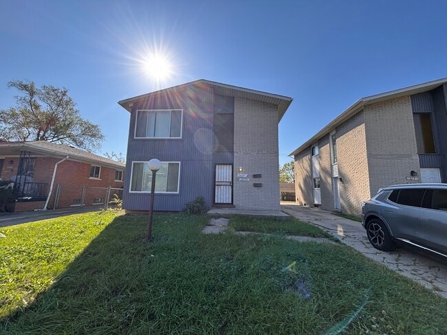 Photo - 20221 Tireman St