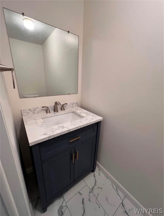 Photo - 666 W Ferry St