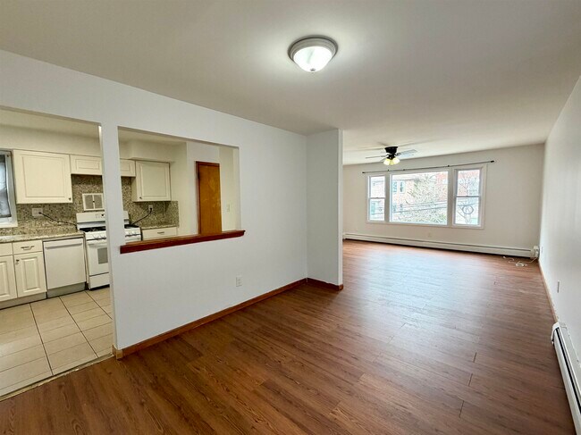 Photo - 57 Magnolia Ave Unit 2