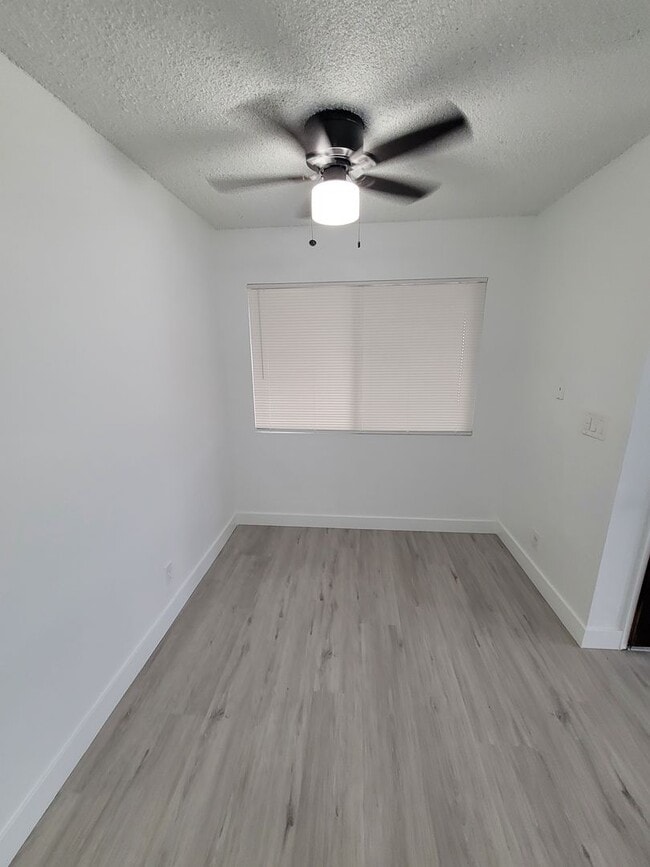 Photo - 1026 Arlington Ave Unidad 3