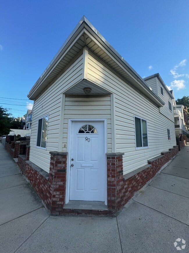 Building Photo - 90 Albion St Unit 1 Rental