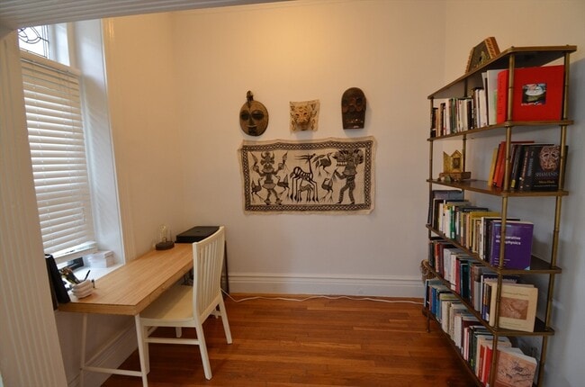 Photo - 1109 Boylston St Unidad 1