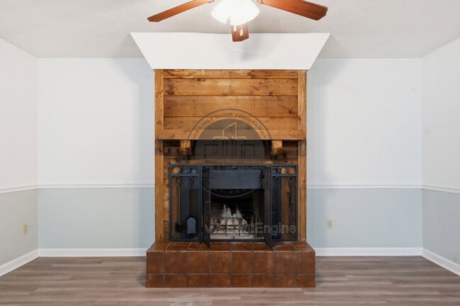 Photo - 1818 Sylvan Ct Unit D