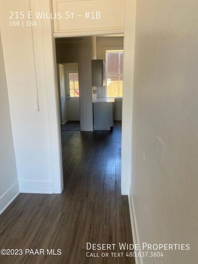Photo - 215 E Willis St Unit #1B