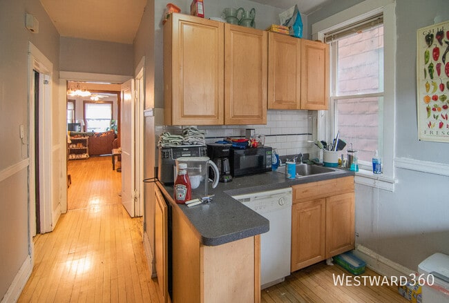 Photo - 3111 N Racine Ave Unit 1F