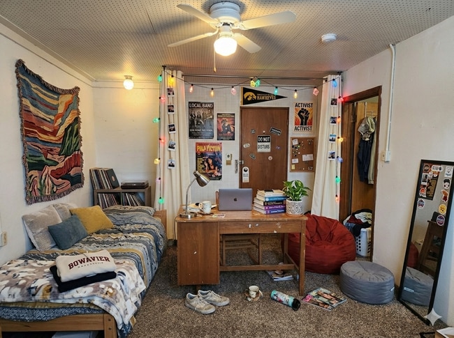Photo - 604 W Seerley Blvd