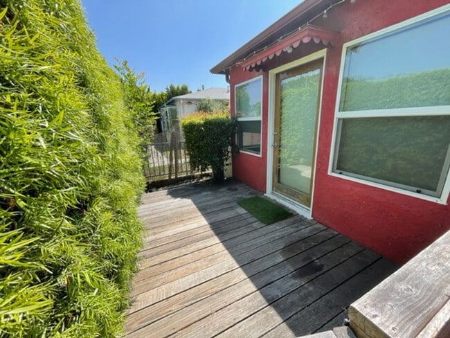 2020 Ocean Park Blvd Unit A