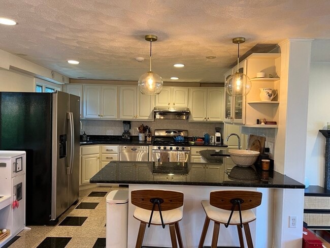 Photo - 11 Garrison Rd