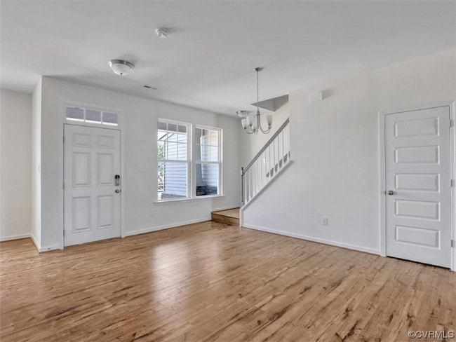 Photo - 3045 Fletcher Aly