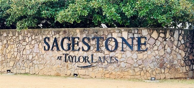 Photo - 5812 Lotus Cir