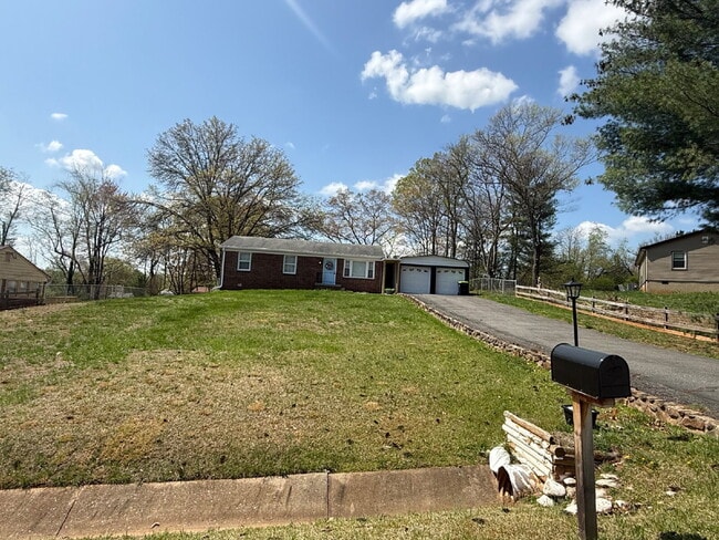 Photo - Furnished Home in Madison Heights available through October 31, 2026.