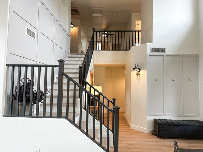 Photo - 4225 E Ivanhoe St