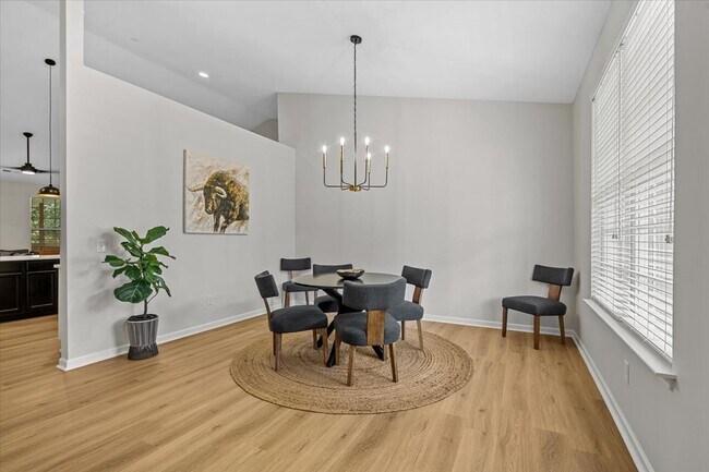 Photo - 123 Fairfield Dr