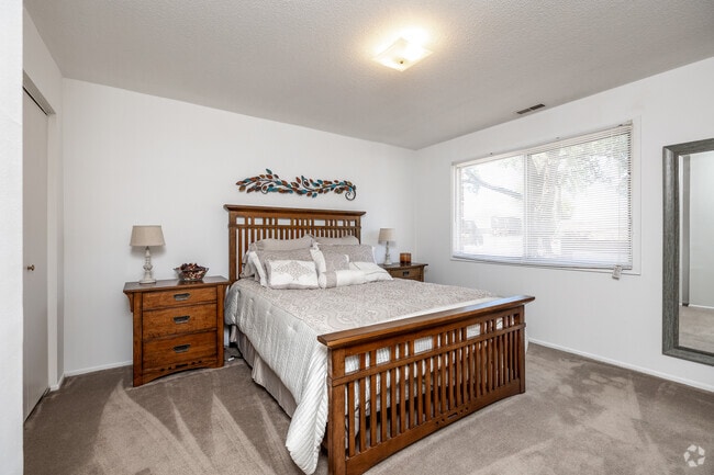 3BR, 2BA - 1,360-1,470SF - Primary Bedroom