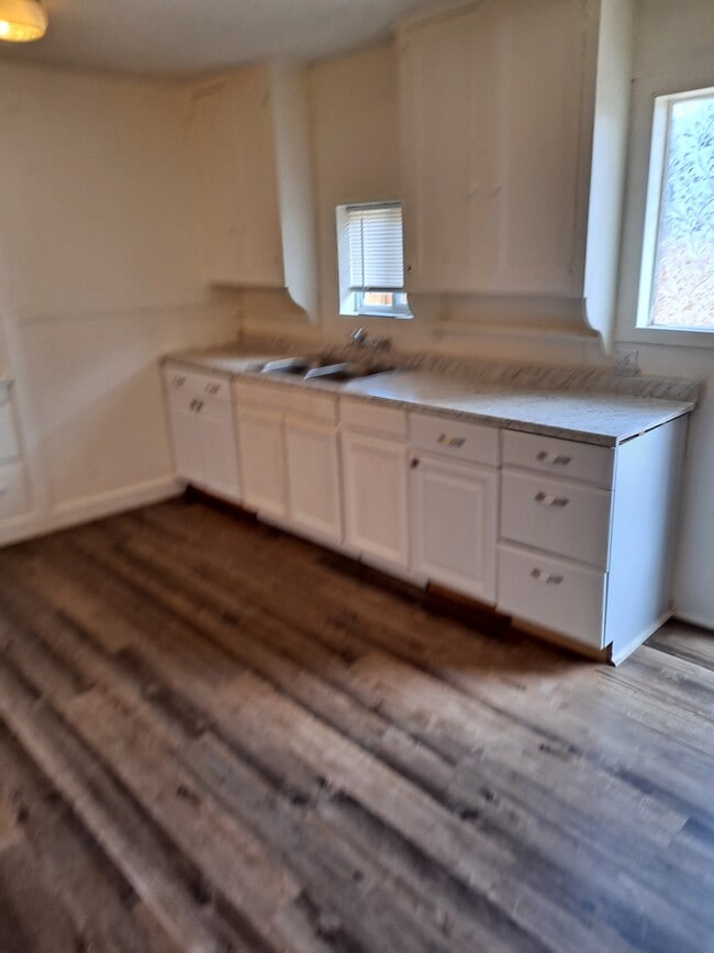 Photo - 813 N Connelly St Unidad 2