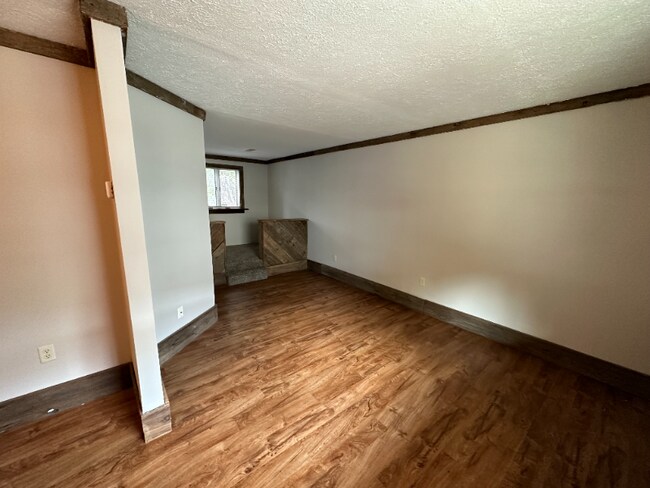 Photo - 519 Main St Unit C