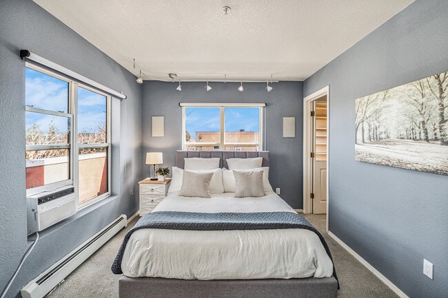 Photo - 2610 Iris Ave Unidad 101