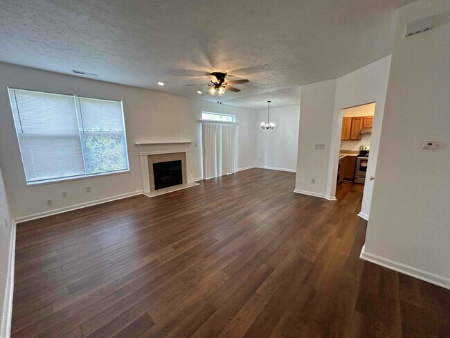 Photo - 6306 Bishops Pond Ln