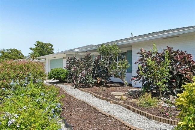 Photo - 6735 Keystone Dr