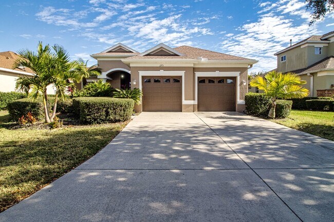 Photo - Furnished 3 Bedroom 2 bath POOL home in ga...